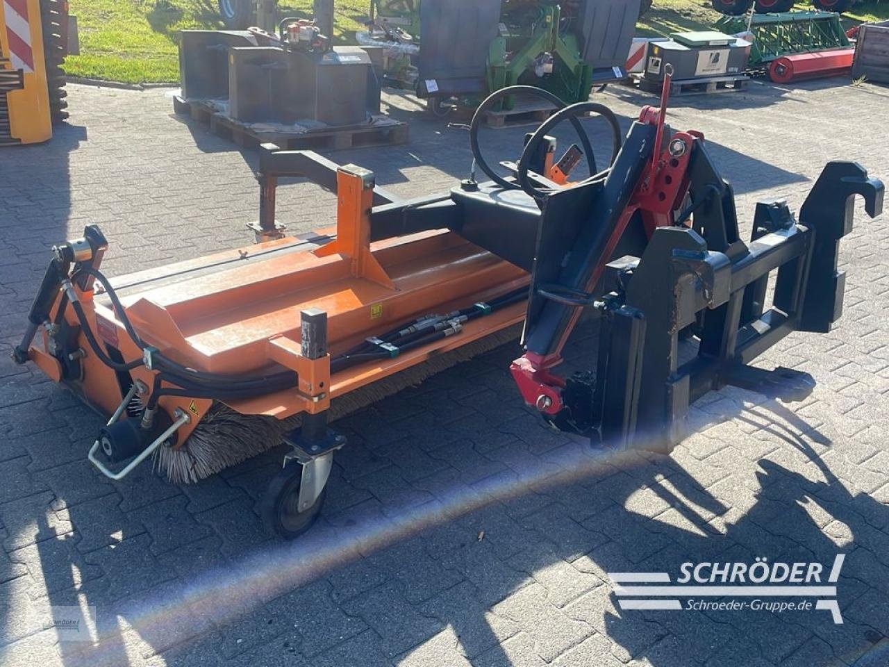 Kehrmaschine des Typs Bema SERIE 25 | 2,30 METER | MERLO AUFNAHME, Gebrauchtmaschine in Westerstede (Bild 3)